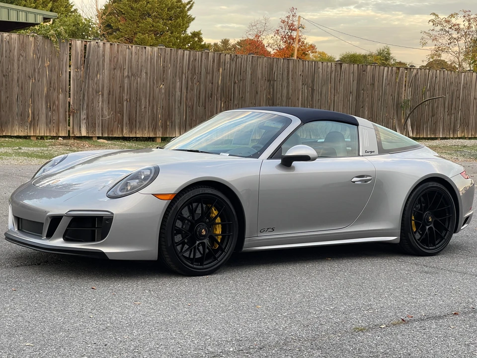 2019 Porsche 991 Targa 4 GTS - Image 14 of 31