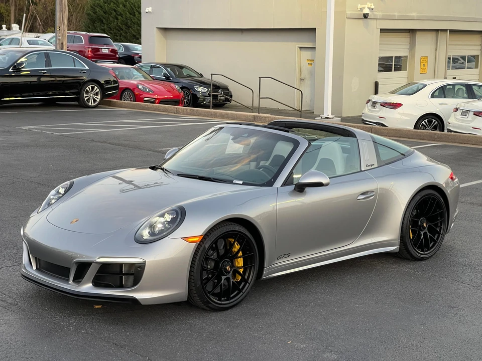 2019 Porsche 991 Targa 4 GTS - Image 12 of 31