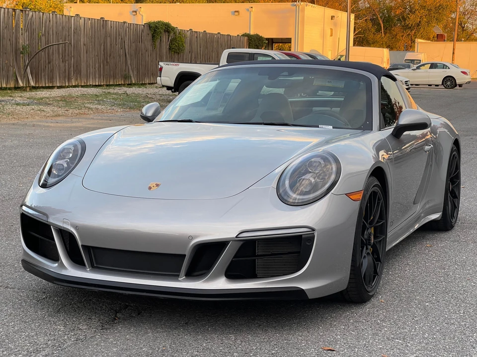 2019 Porsche 991 Targa 4 GTS - Image 7 of 31