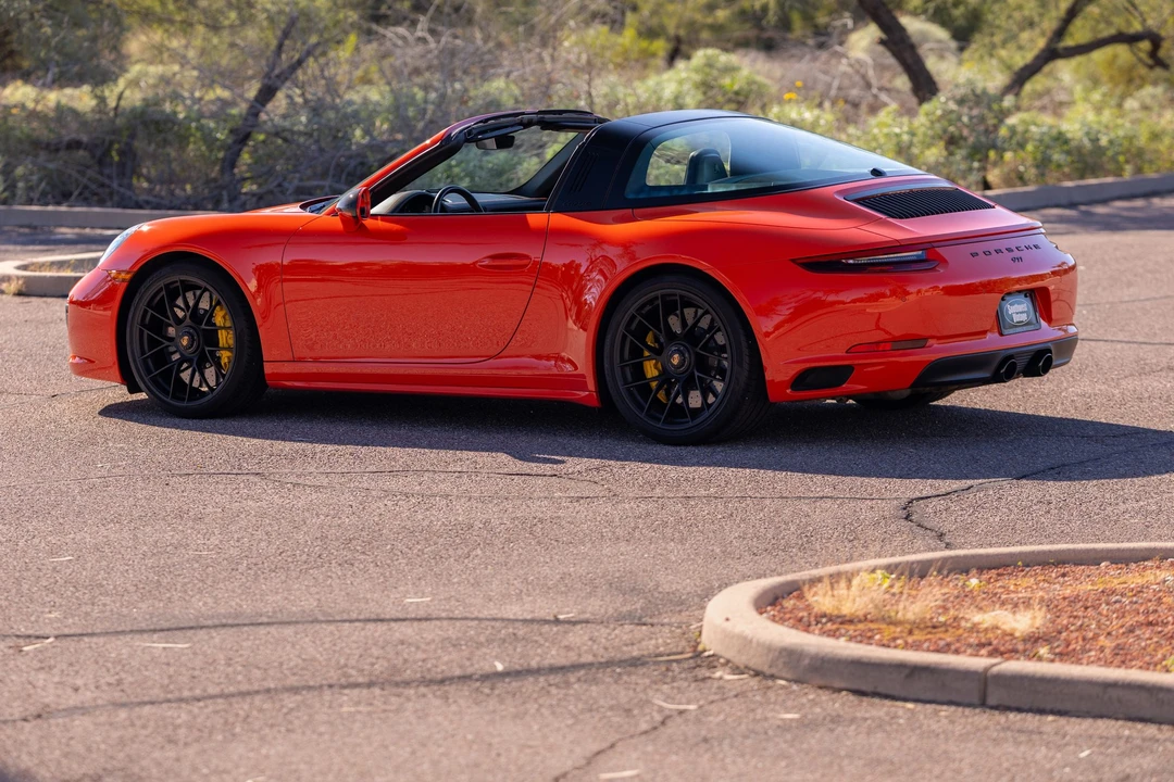 2019 Porsche 991 Targa 4 GTS - Image 19 of 31