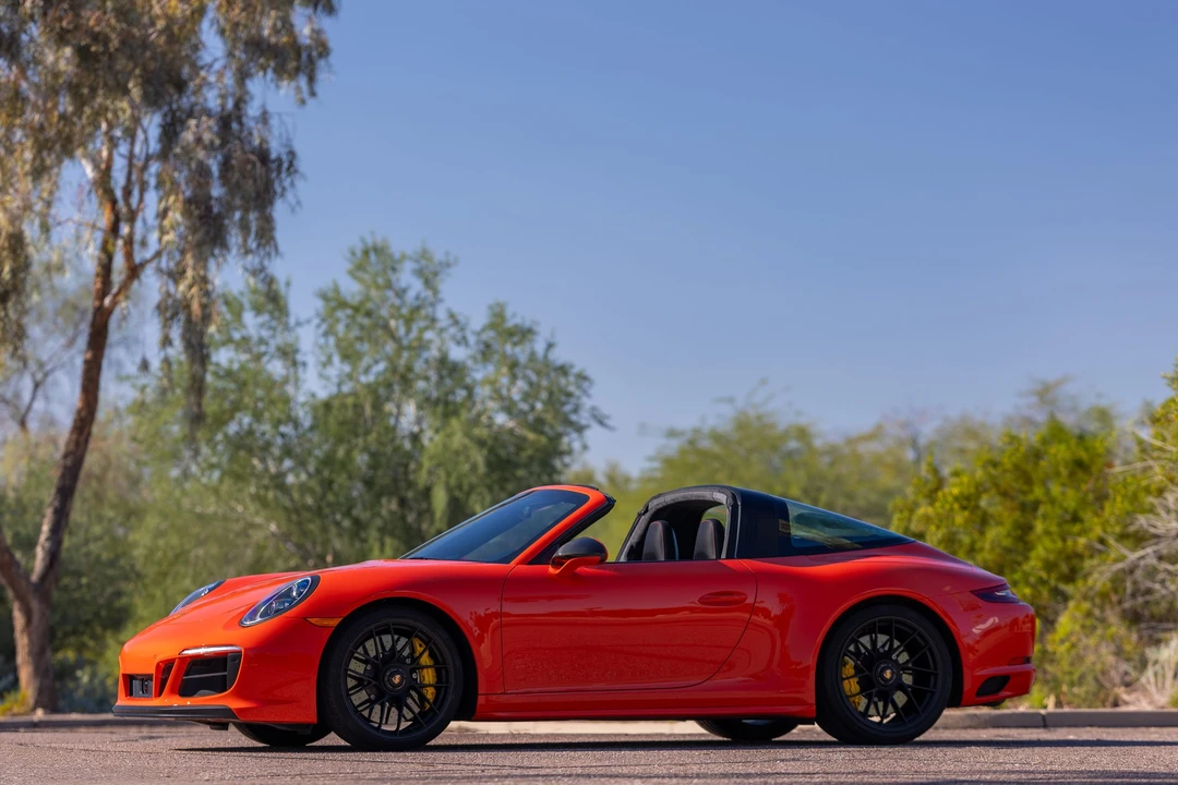 2019 Porsche 991 Targa 4 GTS - Image 17 of 31