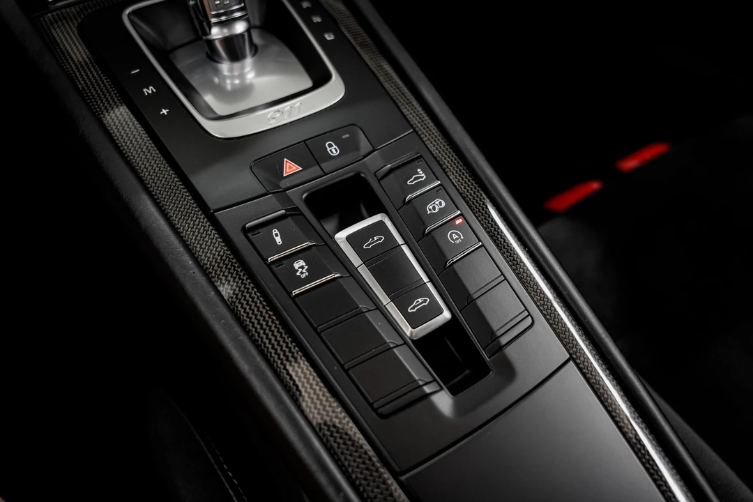 2019 Porsche 991 Targa 4 GTS - Image 17 of 31