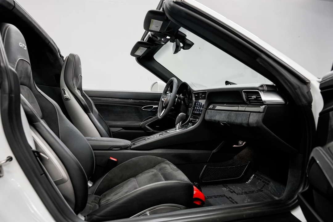 2019 Porsche 991 Targa 4 GTS - Image 30 of 31