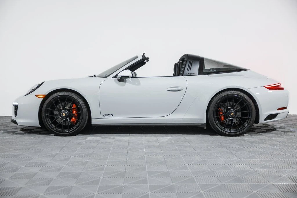 2019 Porsche 991 Targa 4 GTS - Image 11 of 21