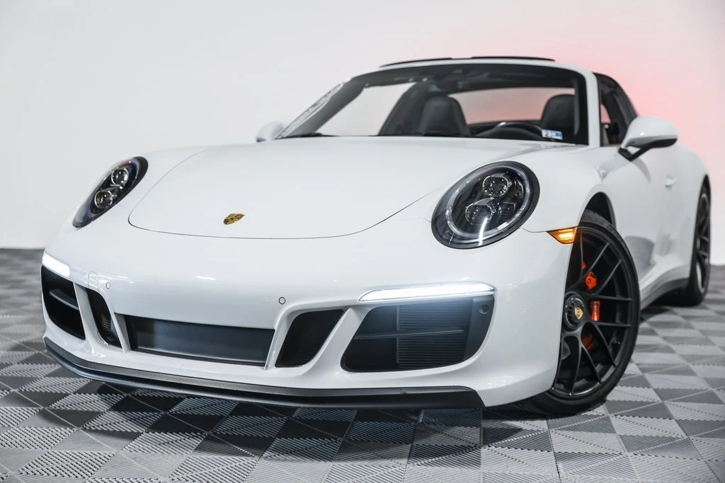 2019 Porsche 991 Targa 4 GTS - Image 9 of 21