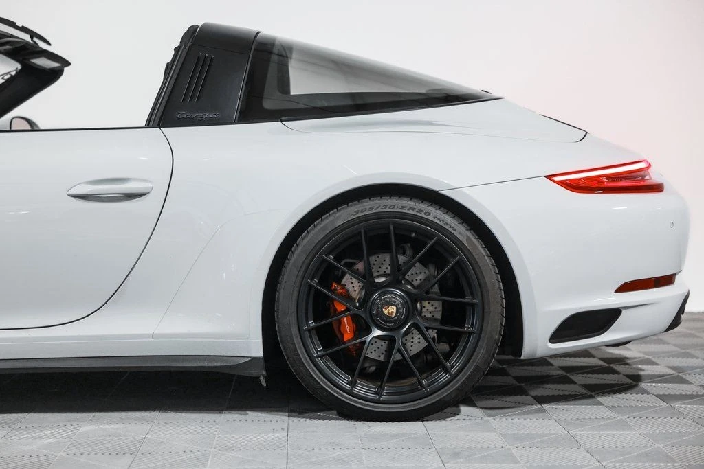 2019 Porsche 991 Targa 4 GTS - Image 13 of 21