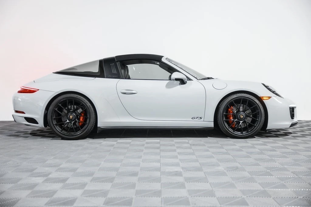 2019 Porsche 991 Targa 4 GTS - Image 18 of 21