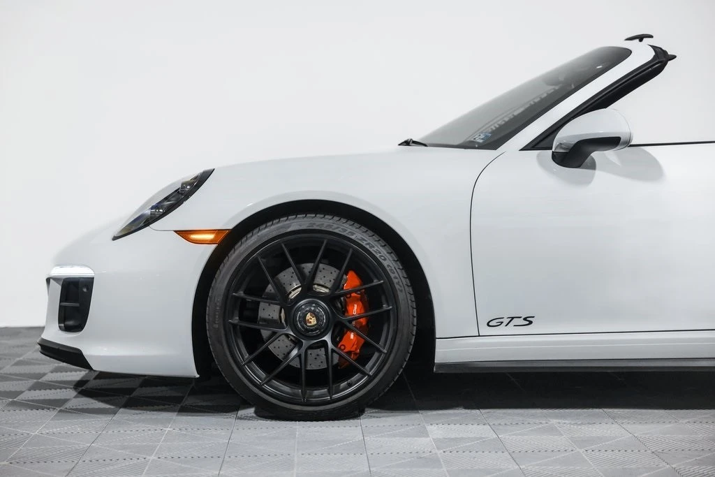 2019 Porsche 991 Targa 4 GTS - Image 12 of 21