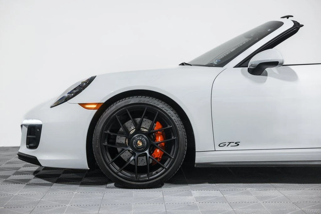 2019 Porsche 991 Targa 4 GTS - Image 12 of 21