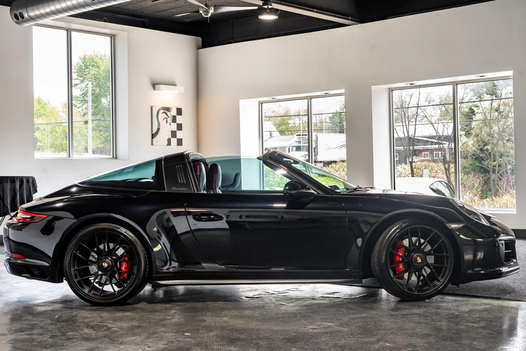 2019 Porsche 991 Targa 4 GTS - Image 8 of 31