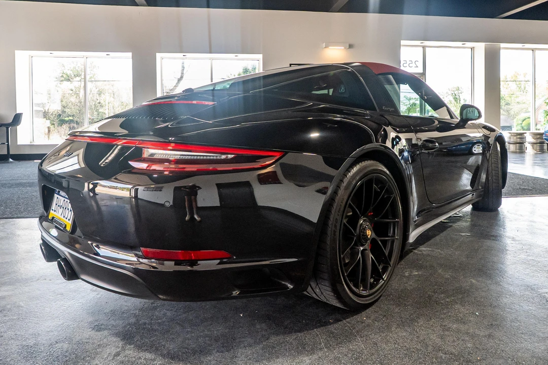2019 Porsche 991 Targa 4 GTS - Image 16 of 31