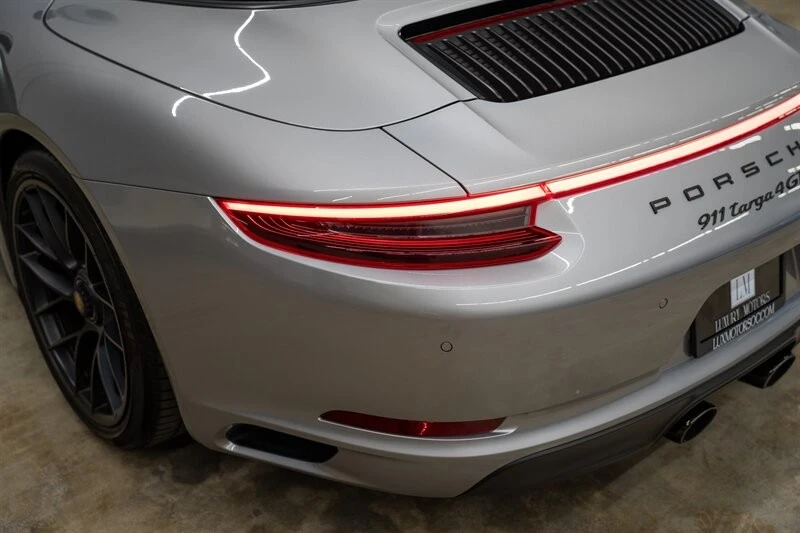 2019 Porsche 991 Targa 4 GTS - Image 18 of 21