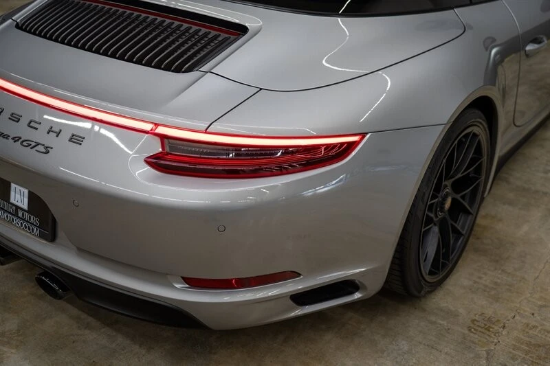 2019 Porsche 991 Targa 4 GTS - Image 16 of 21