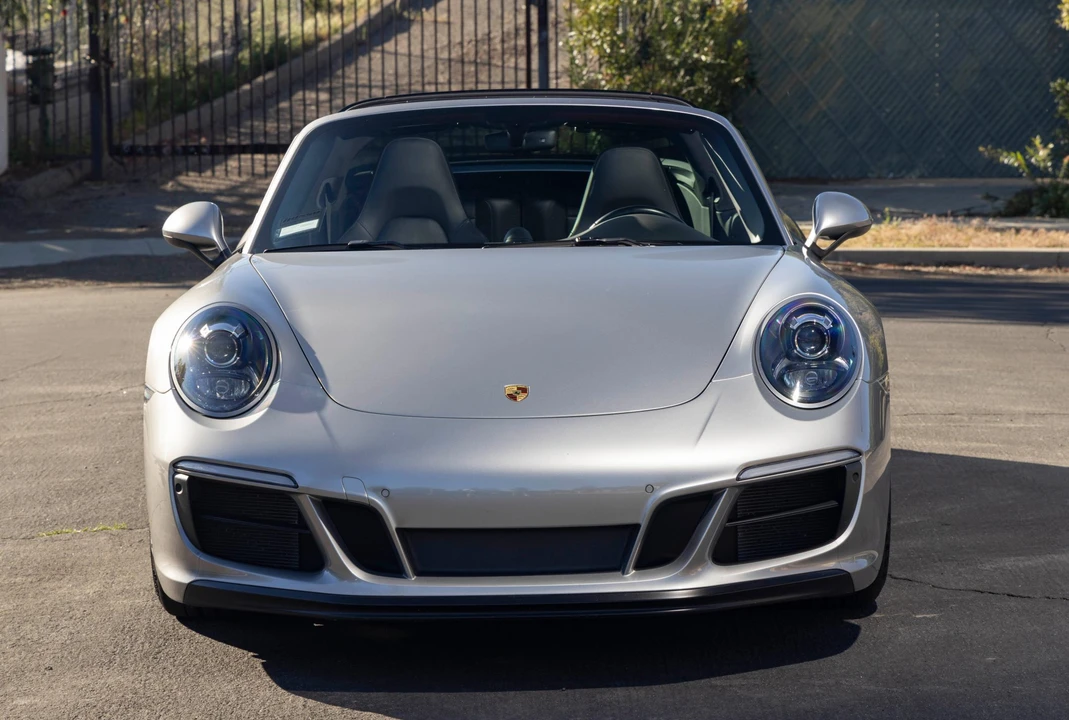 2019 Porsche 991 Targa 4 GTS - Image 2 of 31