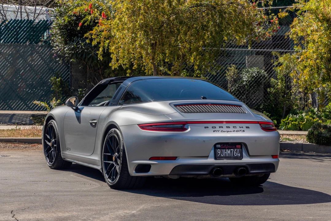 2019 Porsche 991 Targa 4 GTS - Image 15 of 31