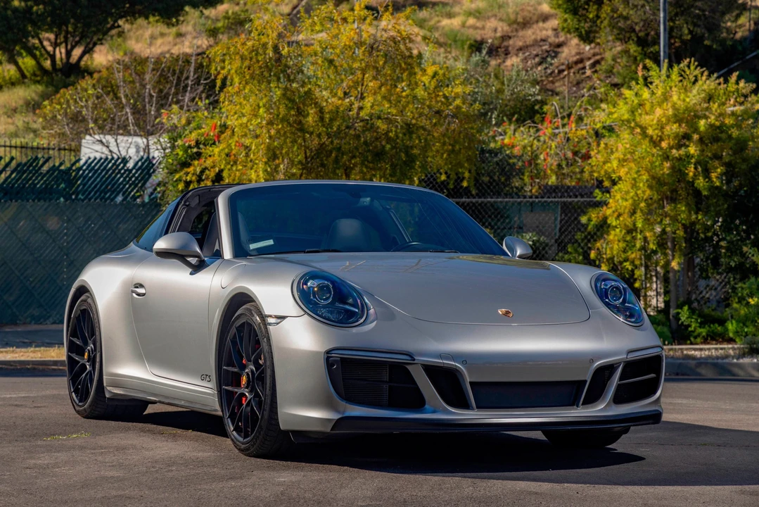 2019 Porsche 991 Targa 4 GTS - Image 18 of 31