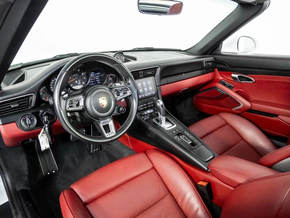 2019 Porsche 991 Targa 4 GTS - Image 4 of 5