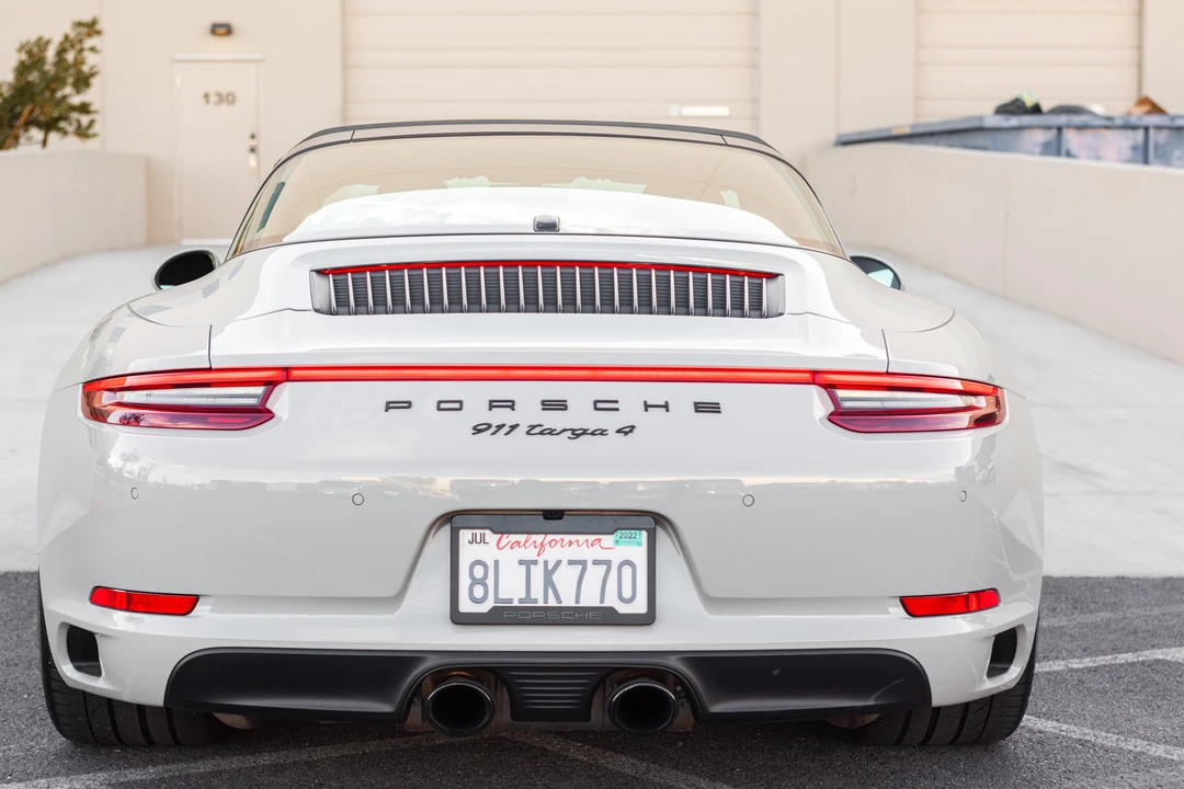 2019 Porsche 991 Targa 4 & 4S - Image 14 of 31