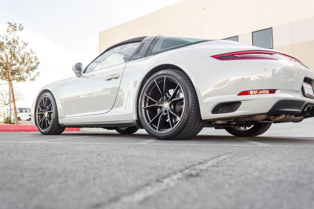 2019 Porsche 991 Targa 4 & 4S - Image 13 of 31