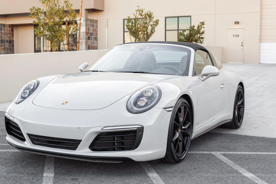 2019 Porsche 991 Targa 4 & 4S - Image 7 of 31