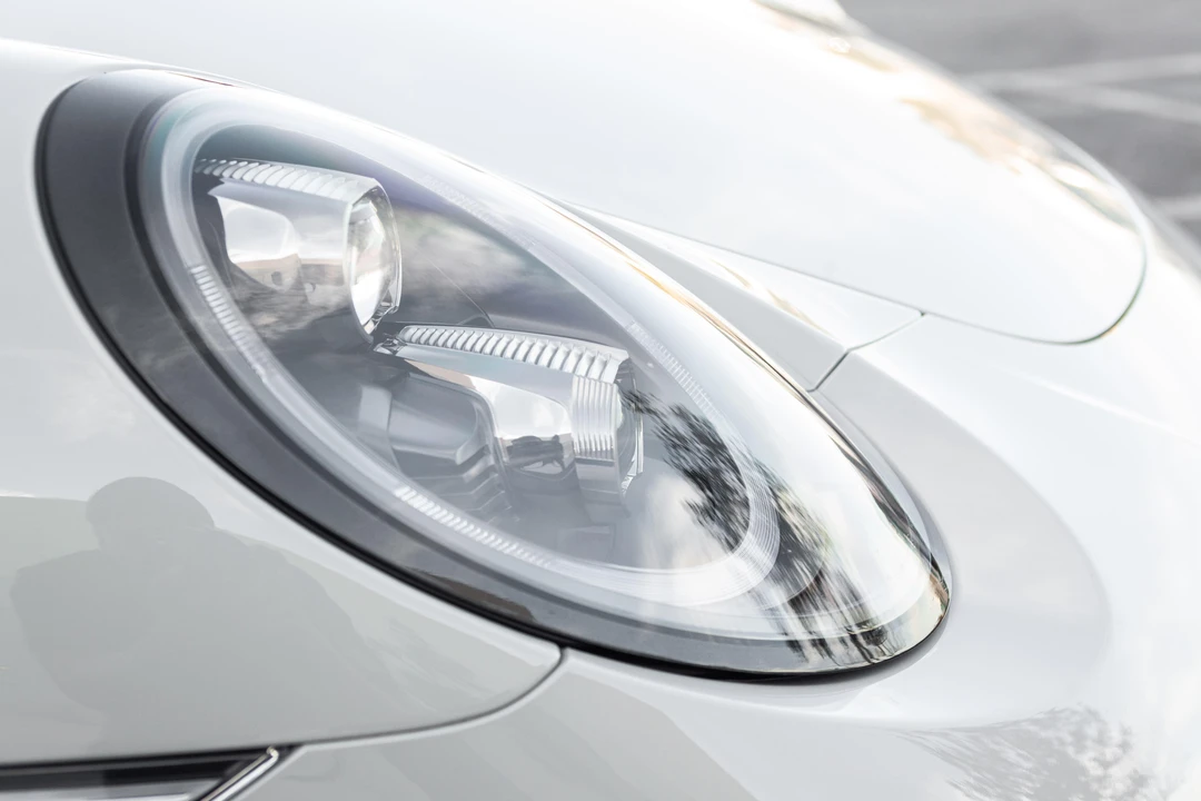 2019 Porsche 991 Targa 4 & 4S - Image 21 of 31