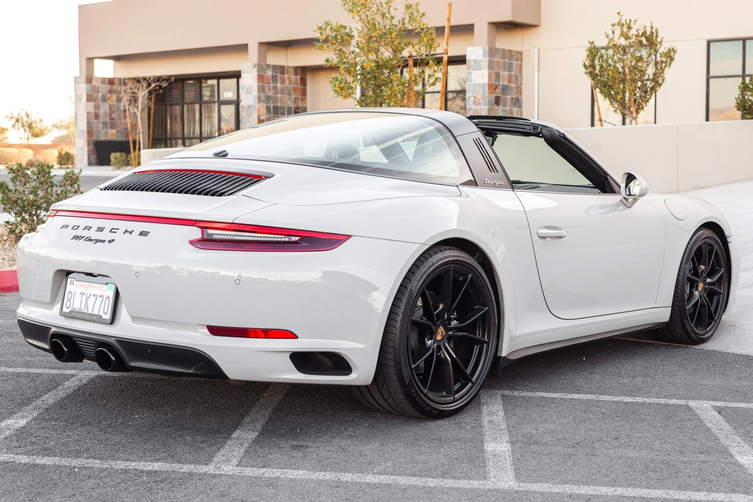 2019 Porsche 991 Targa 4 & 4S - Image 4 of 31