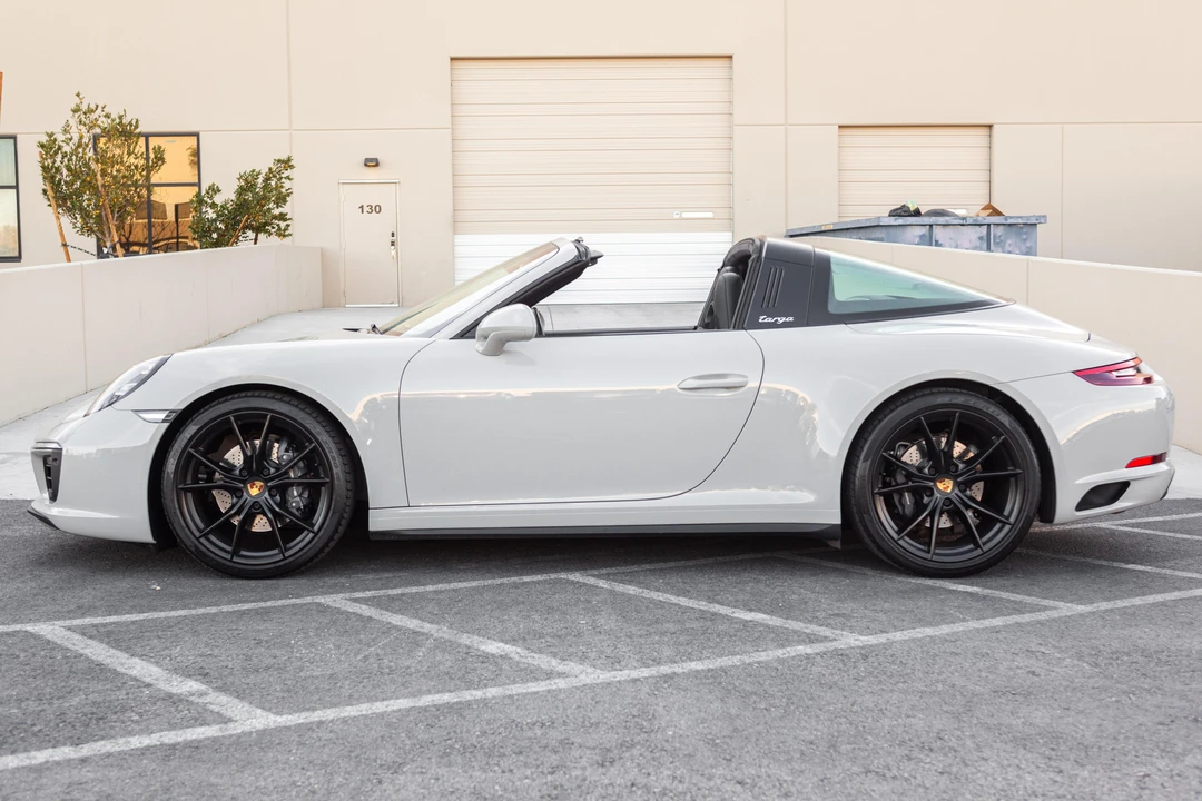 2019 Porsche 991 Targa 4 & 4S - Image 3 of 31