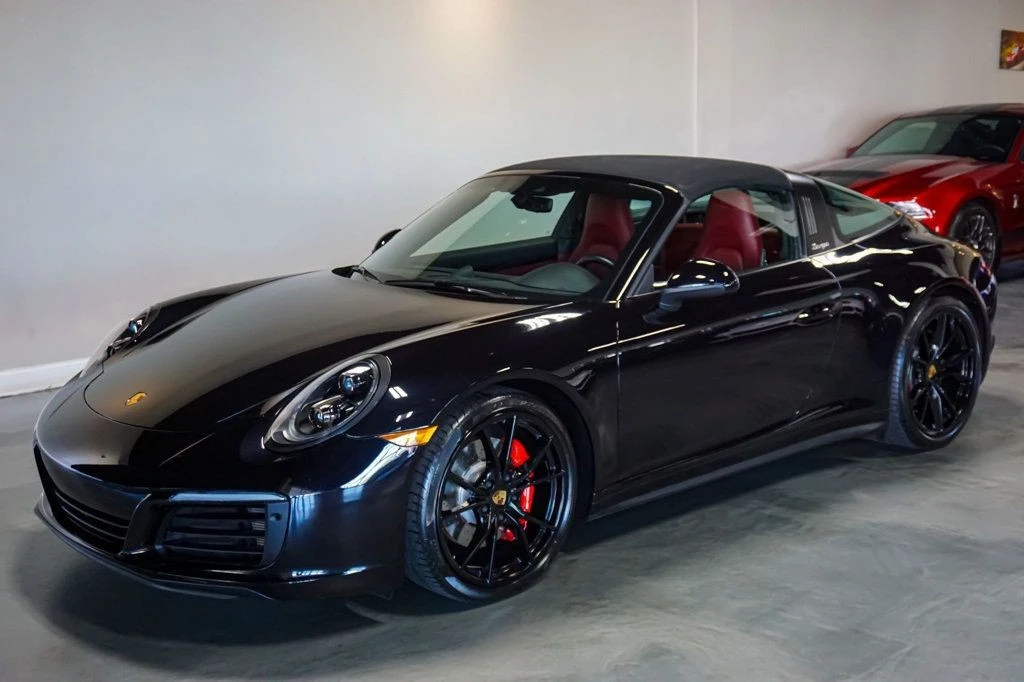 2019 Porsche 991 Targa 4 & 4S - Image 10 of 12