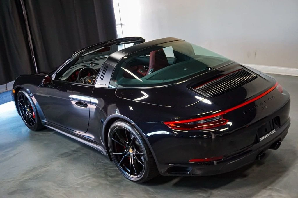 2019 Porsche 991 Targa 4 & 4S - Image 9 of 12