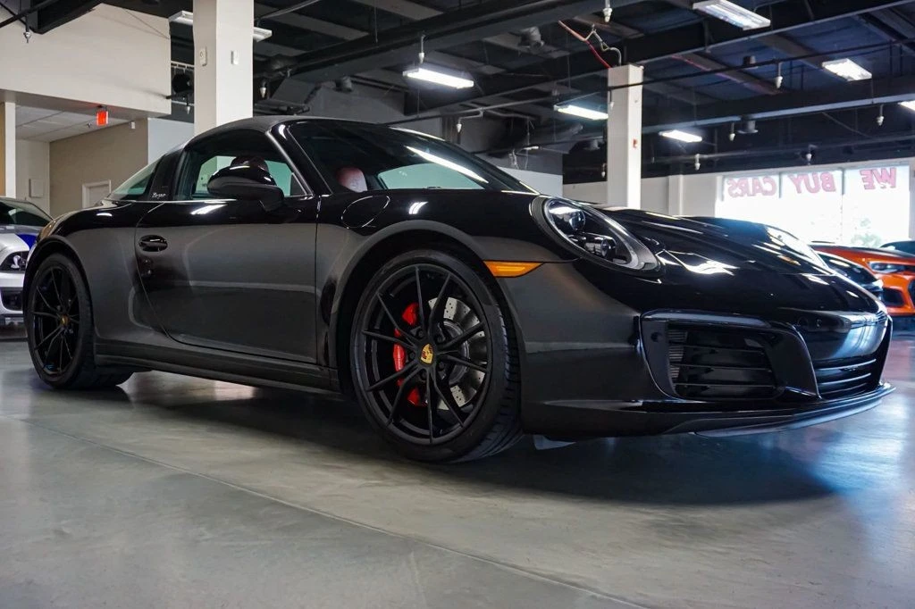 2019 Porsche 991 Targa 4 & 4S - Image 2 of 12