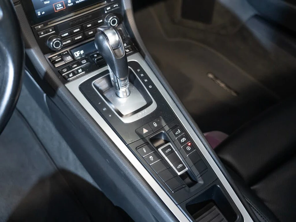 2019 Porsche 991 Targa 4 & 4S - Image 21 of 26