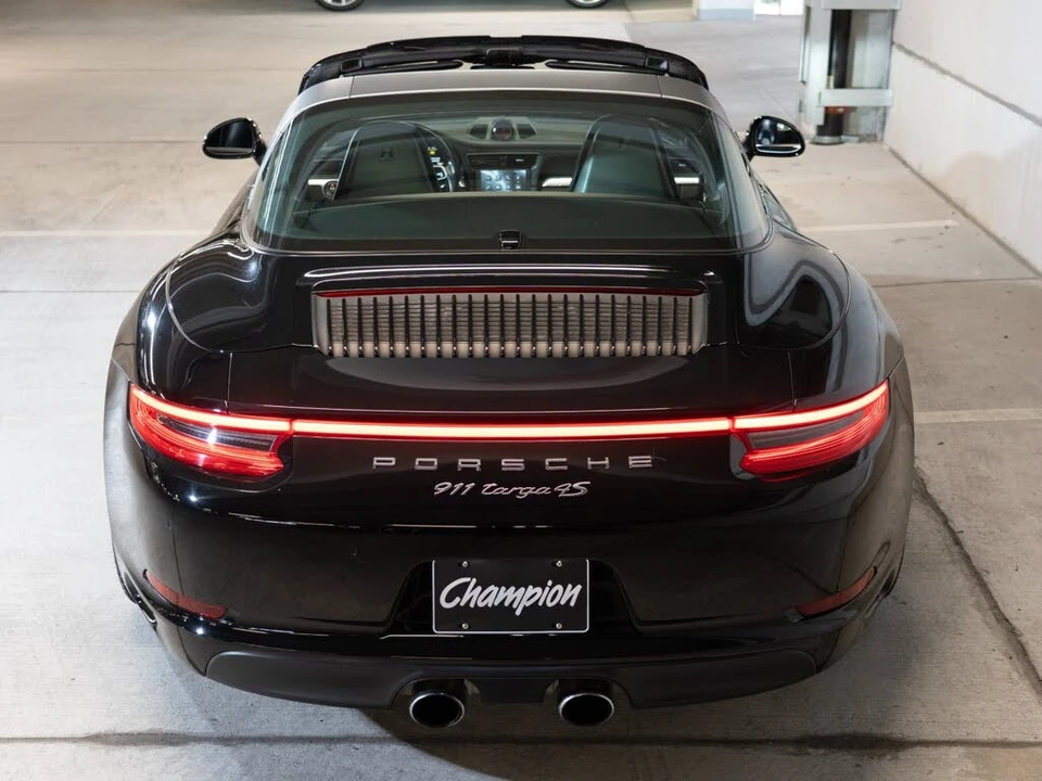 2019 Porsche 991 Targa 4 & 4S - Image 10 of 26