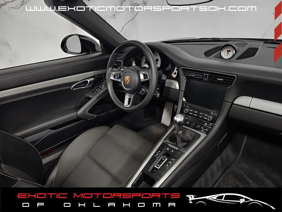 2019 Porsche 991 Targa 4 & 4S - Image 17 of 31