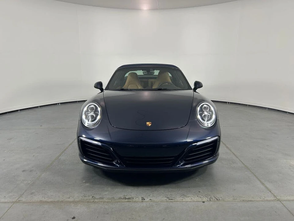 2019 Porsche 991 Targa 4 & 4S - Image 10 of 31