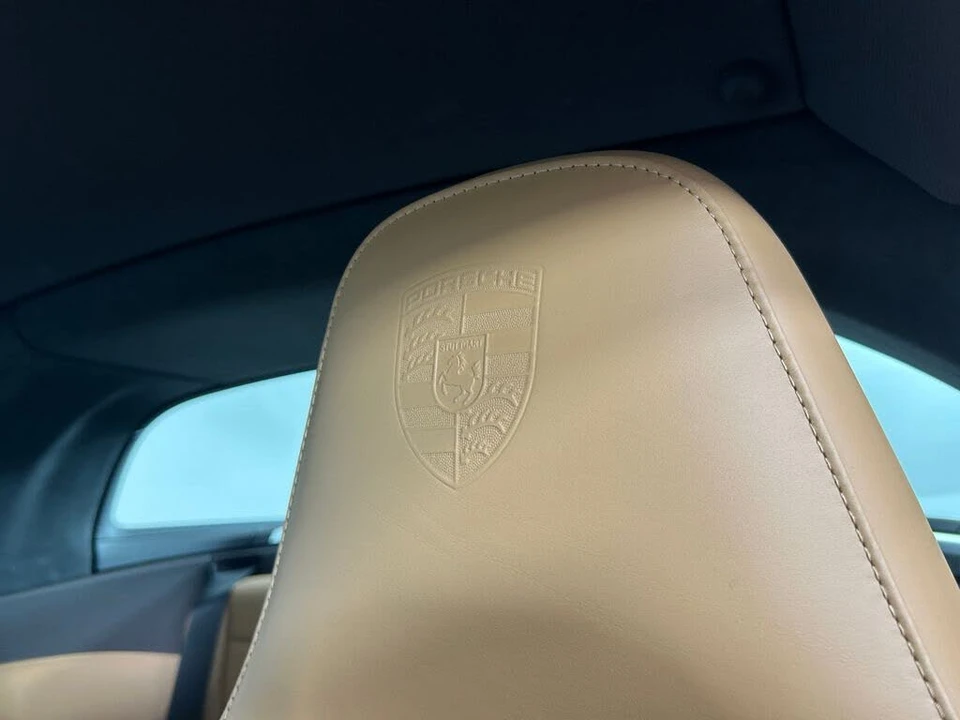 2019 Porsche 991 Targa 4 & 4S - Image 16 of 31