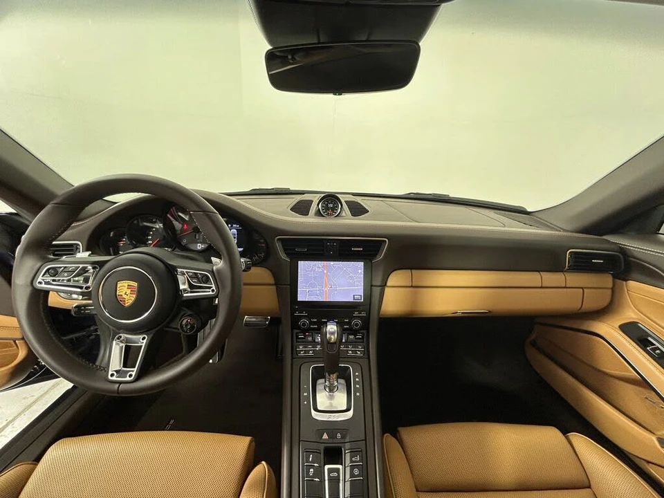 2019 Porsche 991 Targa 4 & 4S - Image 13 of 31