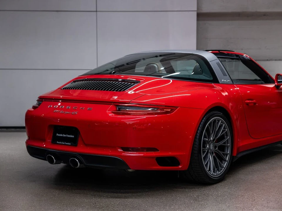 2019 Porsche 991 Targa 4 & 4S - Image 24 of 31