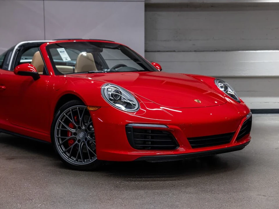 2019 Porsche 991 Targa 4 & 4S - Image 16 of 31
