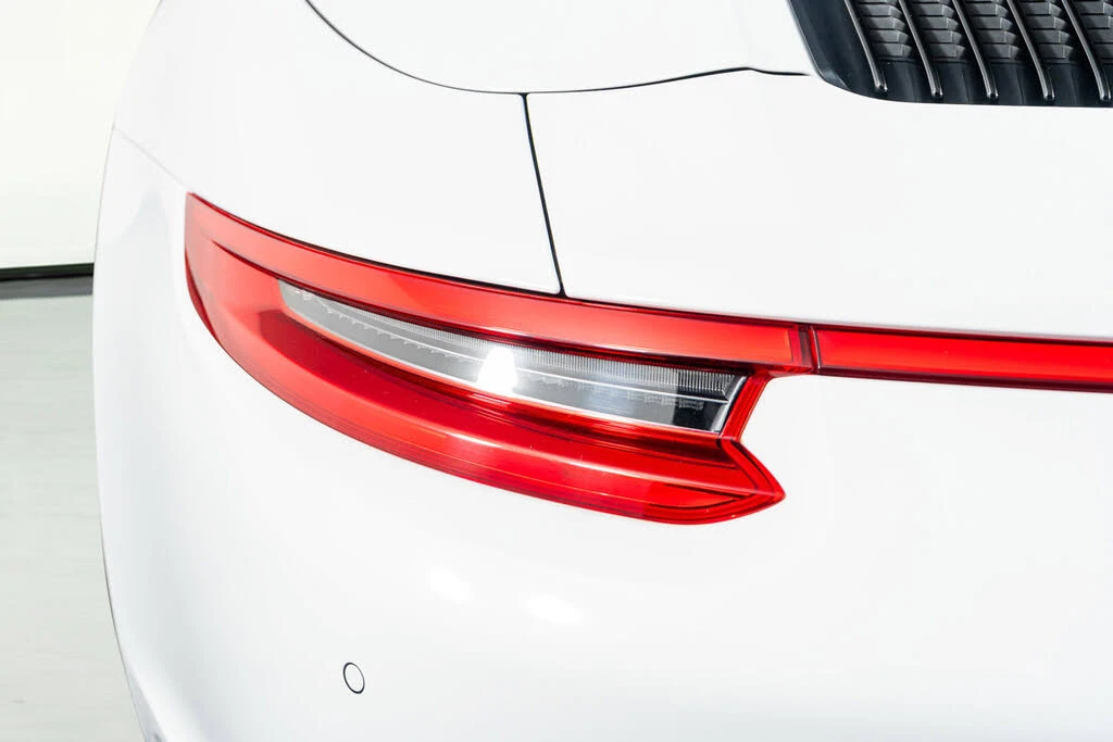 2019 Porsche 991 Targa 4 & 4S - Image 12 of 31