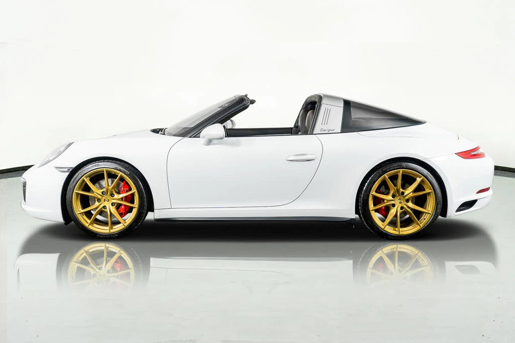 2019 Porsche 991 Targa 4 & 4S - Image 16 of 31