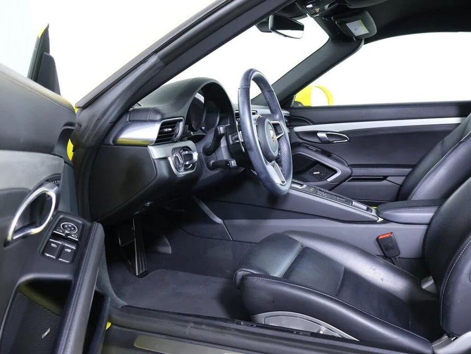 2019 Porsche 991 Targa 4 & 4S - Image 5 of 28