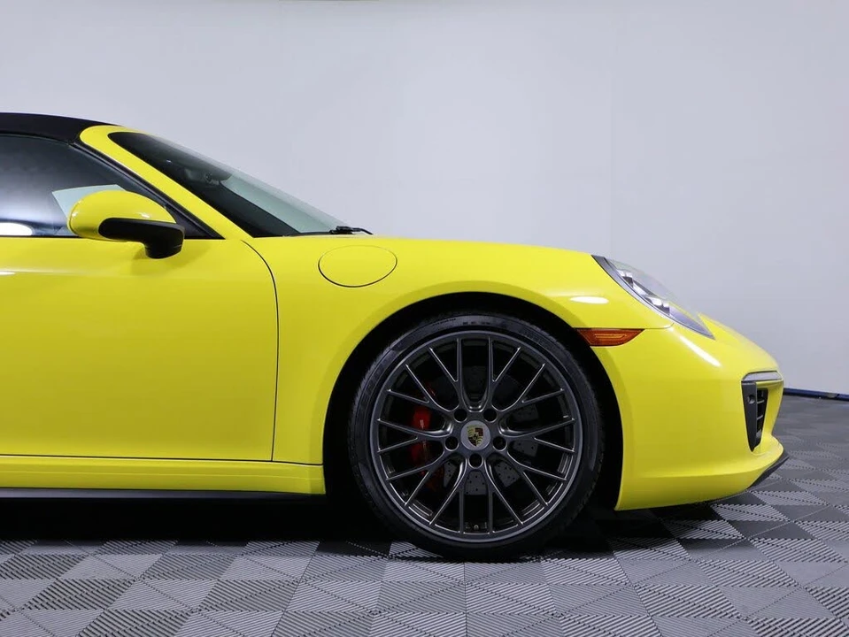 2019 Porsche 991 Targa 4 & 4S - Image 12 of 28