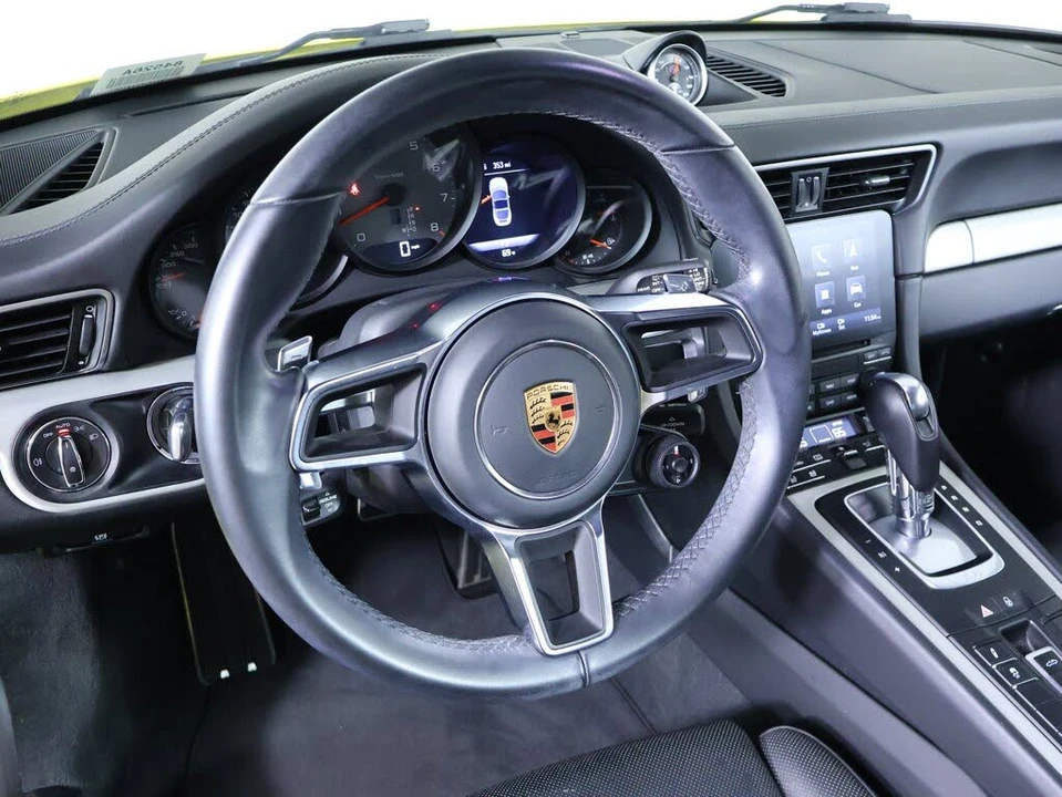 2019 Porsche 991 Targa 4 & 4S - Image 16 of 28