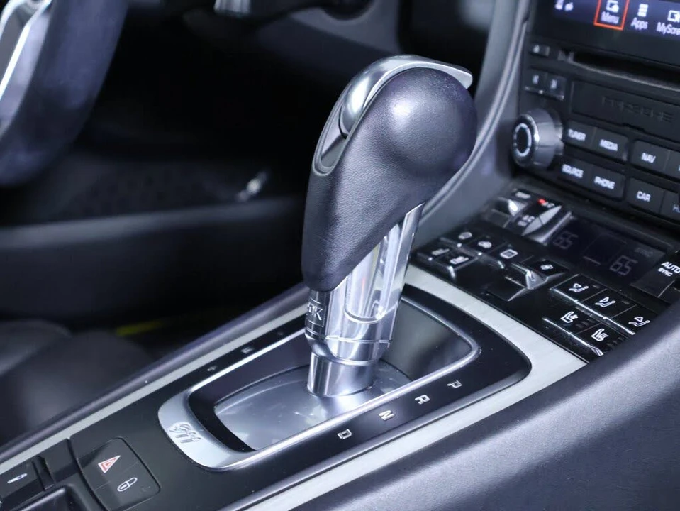 2019 Porsche 991 Targa 4 & 4S - Image 20 of 28