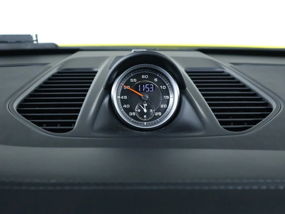 2019 Porsche 991 Targa 4 & 4S - Image 15 of 28