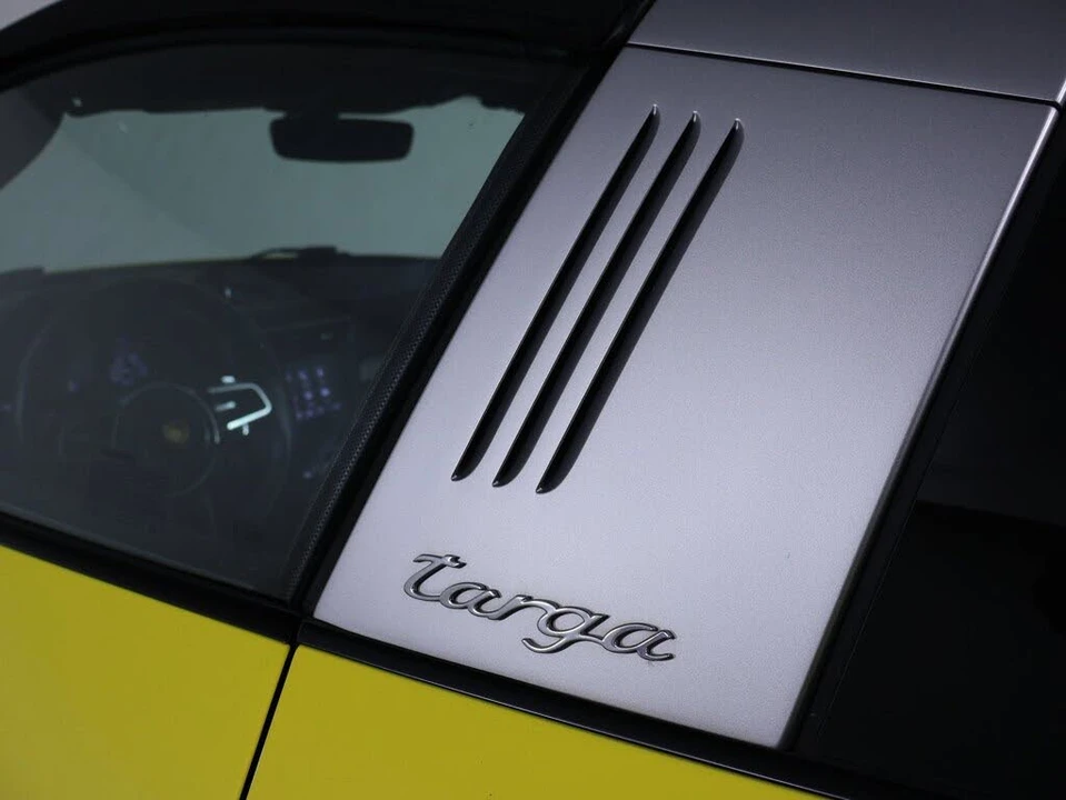 2019 Porsche 991 Targa 4 & 4S - Image 26 of 28
