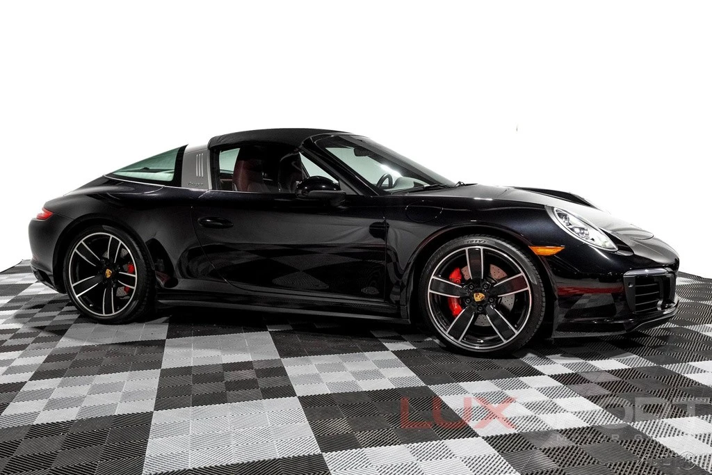 2019 Porsche 991 Targa 4 & 4S - Image 2 of 21