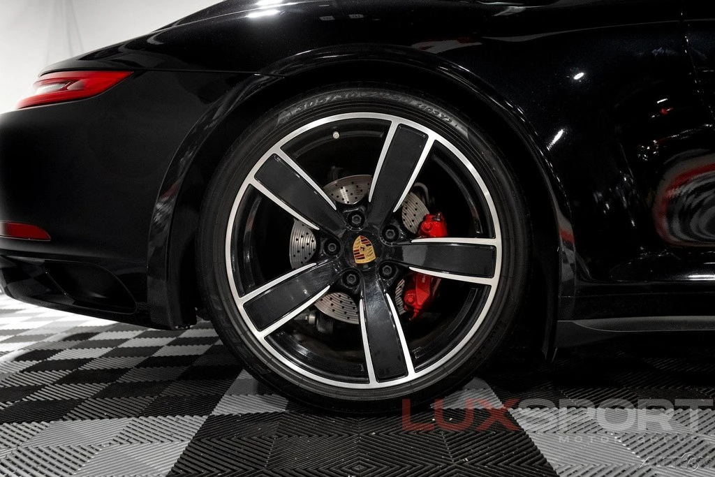 2019 Porsche 991 Targa 4 & 4S - Image 12 of 21