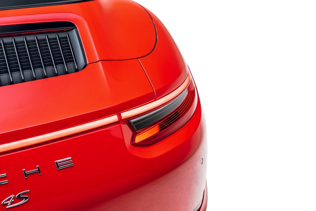 2019 Porsche 991 Targa 4 & 4S - Image 25 of 31