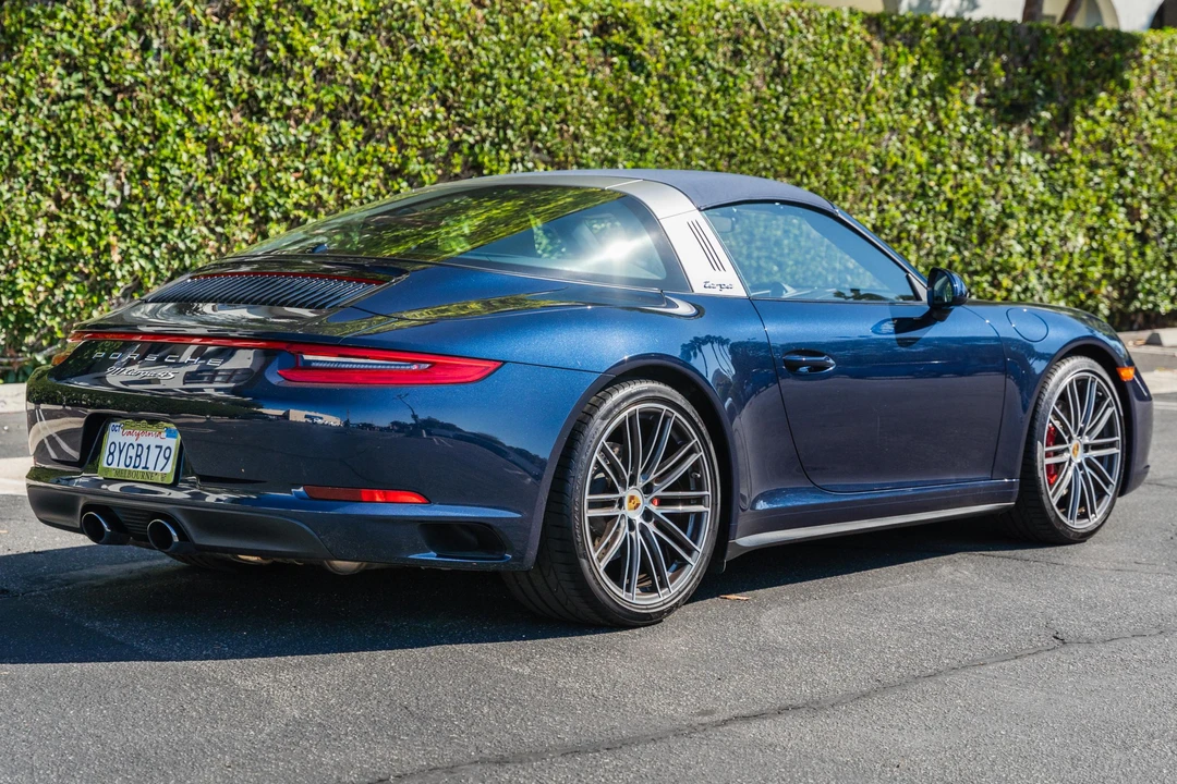 2019 Porsche 991 Targa 4 & 4S - Image 4 of 31
